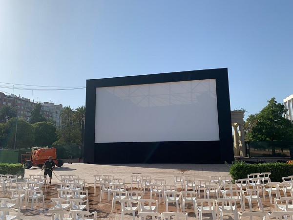 Filmoteca d'Estiu 2020. Cine al aire libre en Palau de la Música de Valencia.
